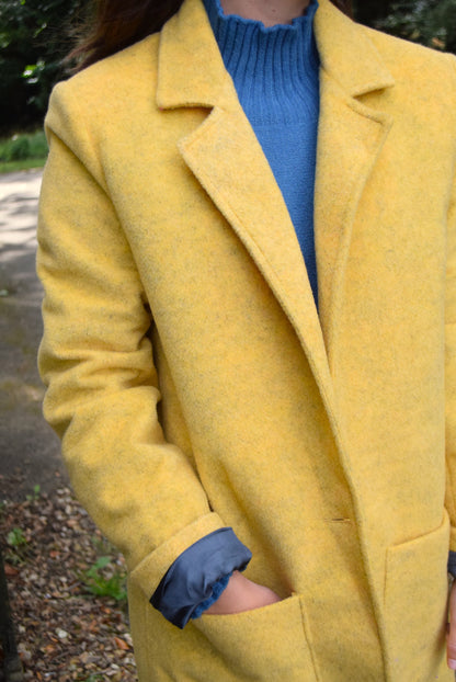 Abrigo Amarillo