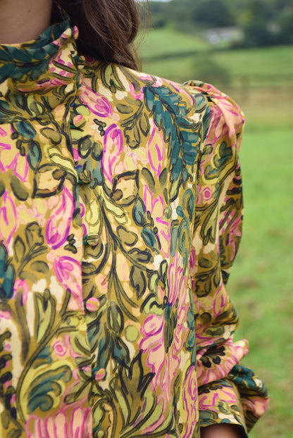 VICTORIA BLOUSE - GREEN FLOWERS -