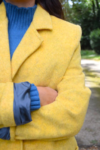 Abrigo Amarillo
