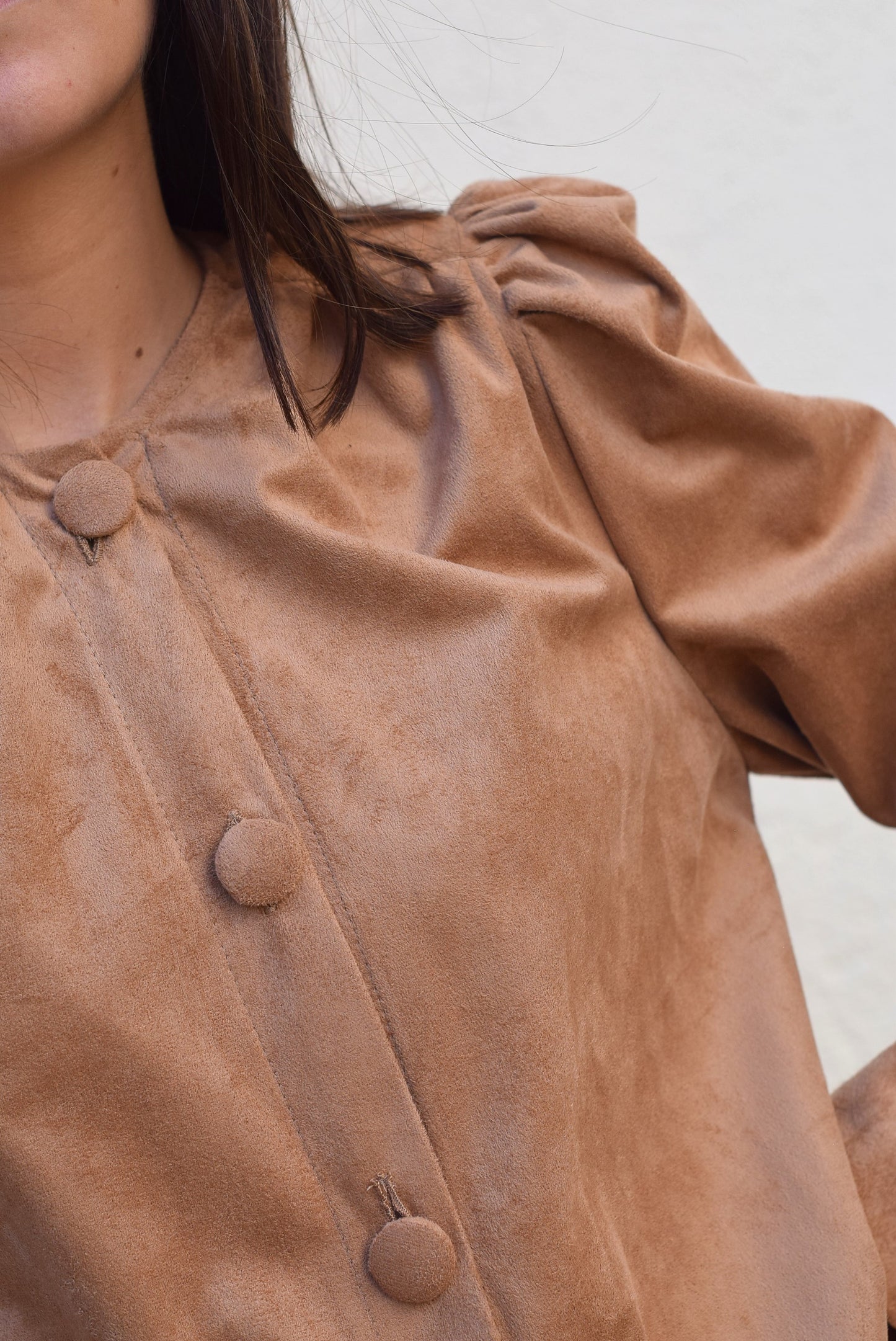 BLUSA FABIOLA CERRADA - ANTELINA TOPO -