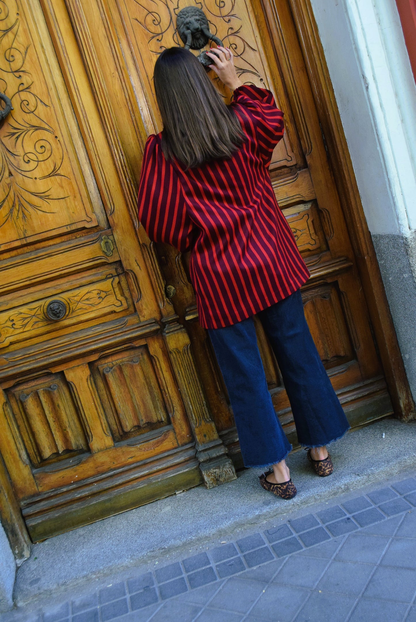 ABRIGO EUGENIA - RAYAS ROJAS -