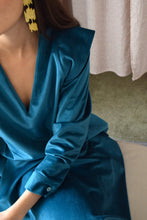 Load image into Gallery viewer, VESTIDO CARLOTA - TERCIOPELO VERDE -
