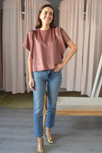 Cargar imagen en el visor de la galería, BLUSA FILIPA - TERCIOPELO ROSA EMPOLVADO -
