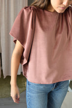 Cargar imagen en el visor de la galería, BLUSA FILIPA - TERCIOPELO ROSA EMPOLVADO -
