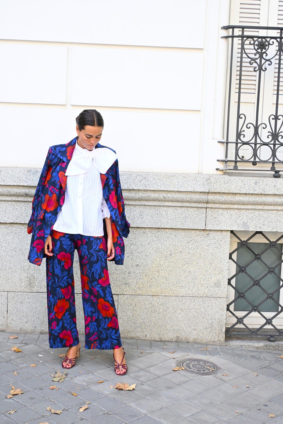 CHAQUETA NONA - AZUL Y ROJA - PREORDER 14 DE OCTUBRE