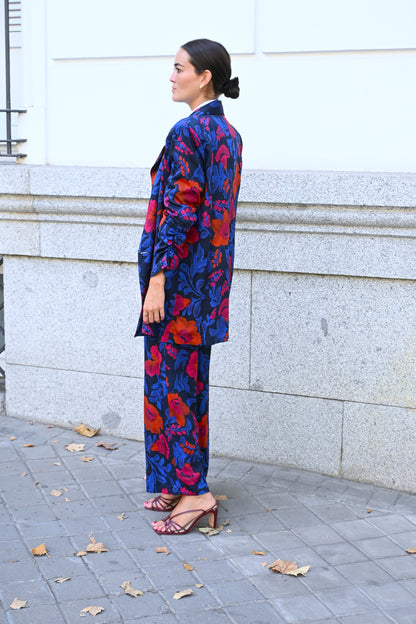 CHAQUETA NONA - AZUL Y ROJA - PREORDER 14 DE OCTUBRE