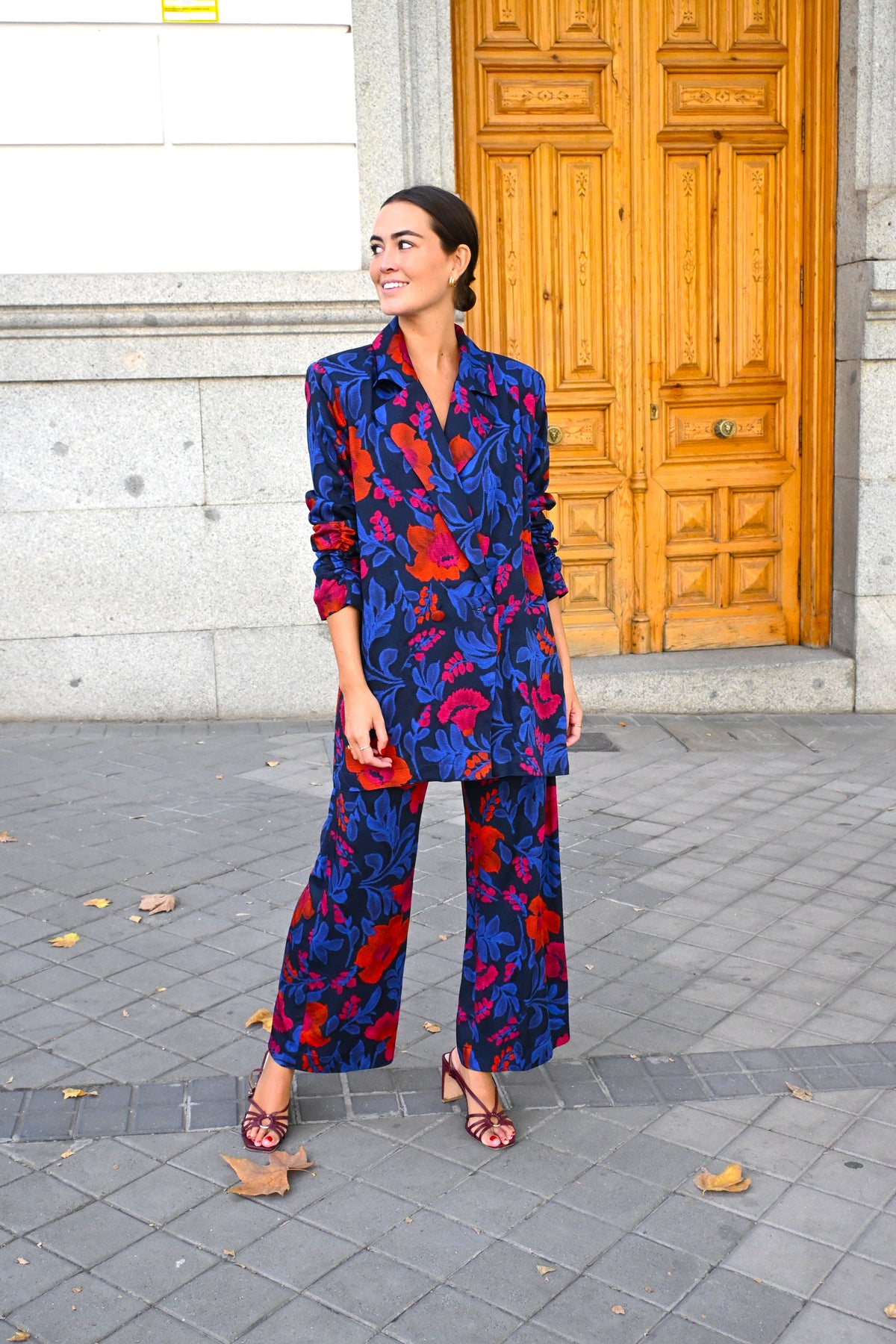 CHAQUETA NONA - AZUL Y ROJA - PREORDER 14 DE OCTUBRE