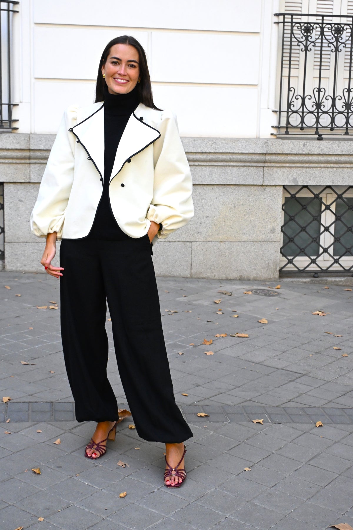 CHAQUETA SIMONA - BLANCA Y NEGRA