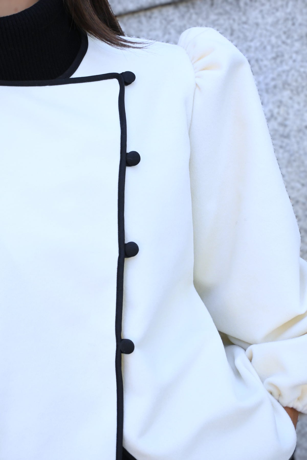 CHAQUETA SIMONA - BLANCA Y NEGRA
