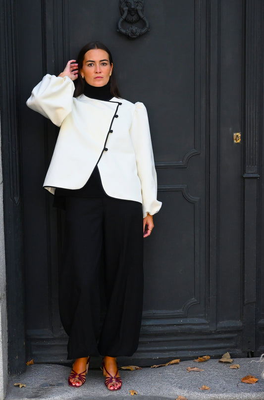 CHAQUETA SIMONA - BLANCA Y NEGRA