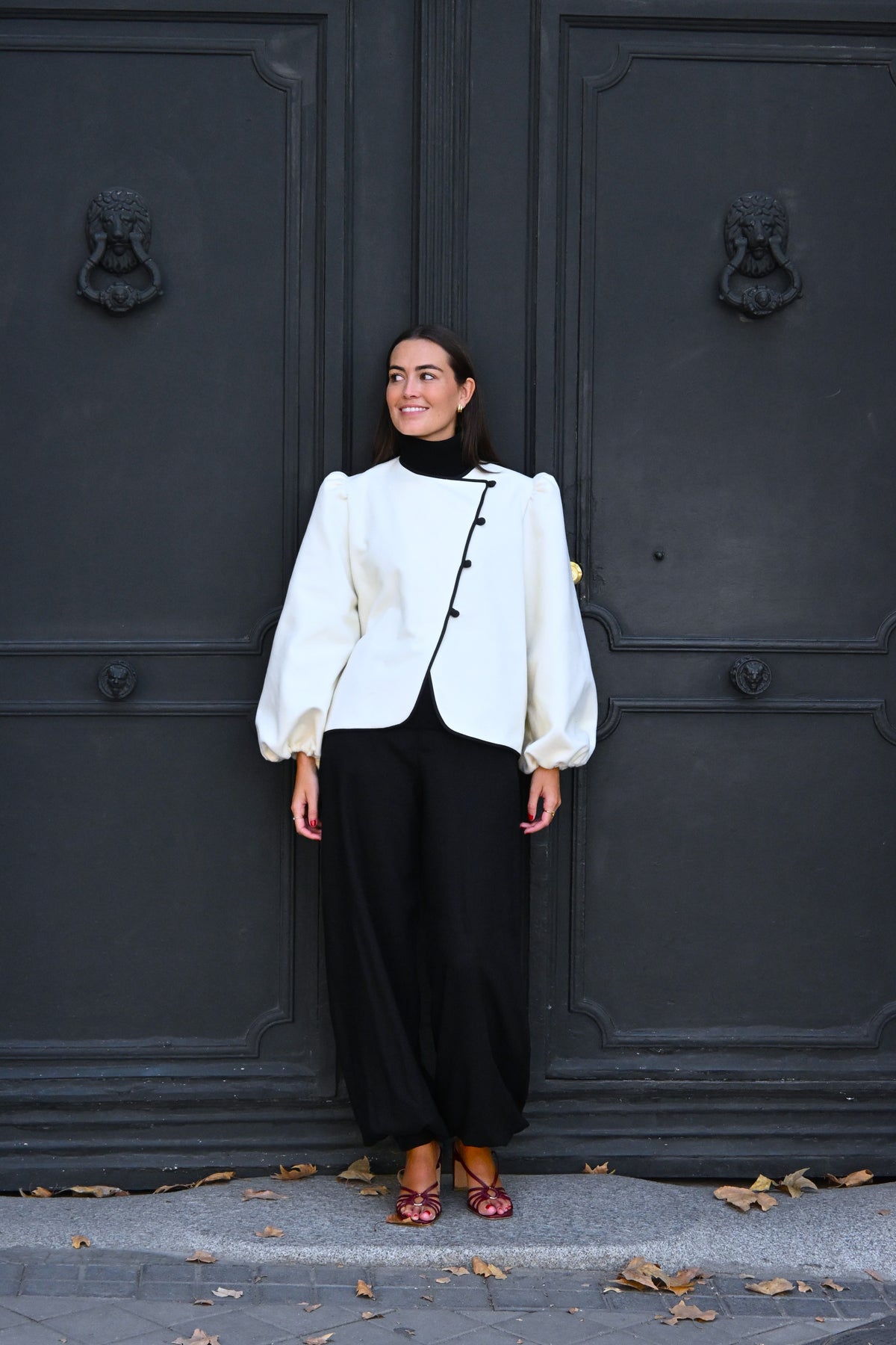 CHAQUETA SIMONA - BLANCA Y NEGRA