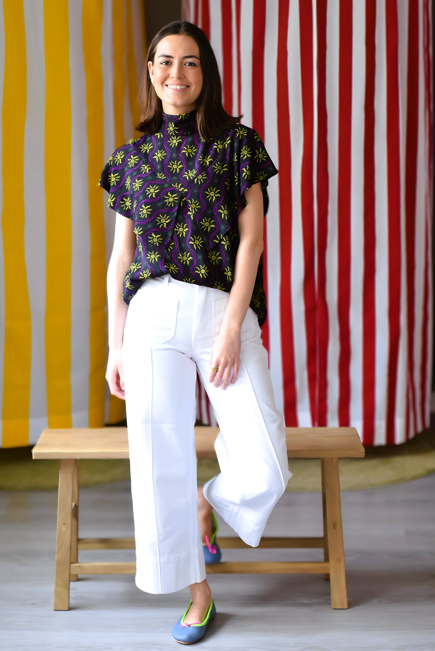 BLUSA FLAVIA - NEGRA SOLES - PREORDER 14 MAYO