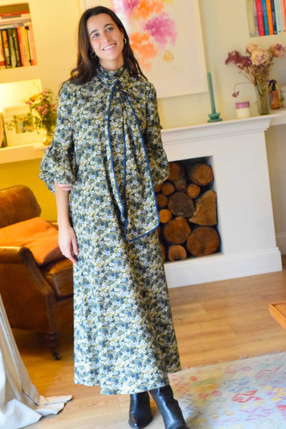 VESTIDO GABRIELA - FLORES - PREORDER 30 NOVIEMBRE