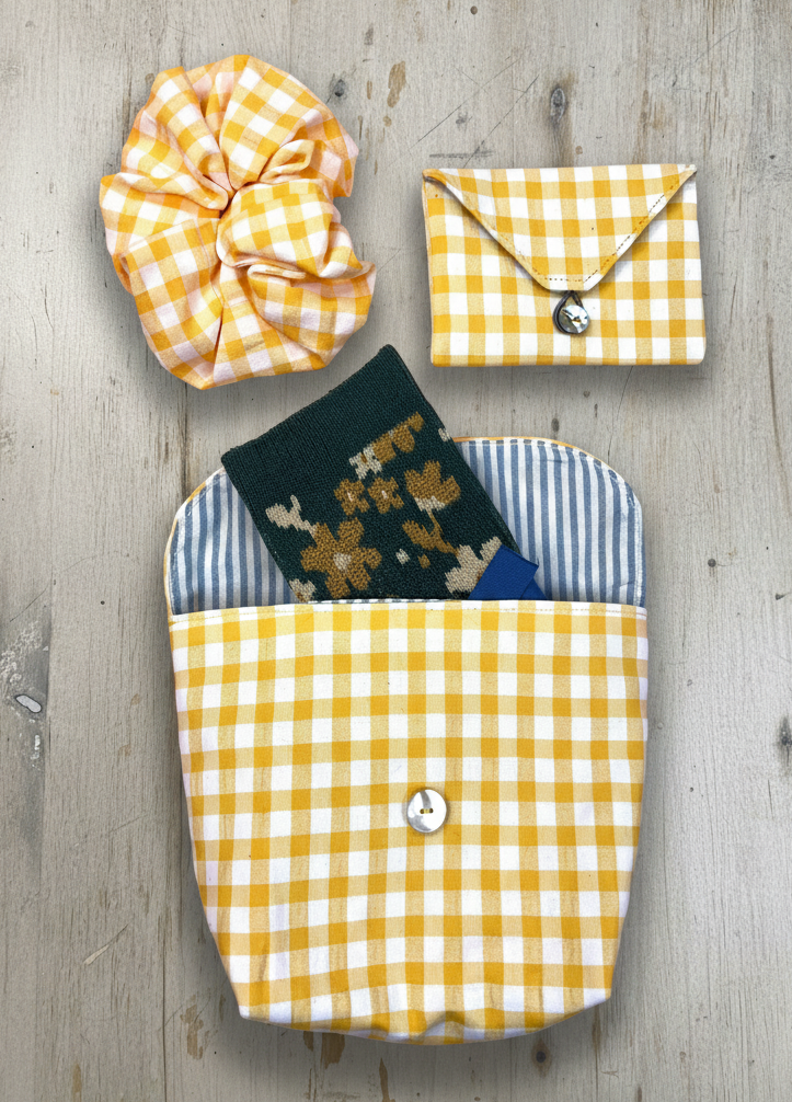 SET BOLSITA CON ACCESORIOS - VICHY AMARILLO