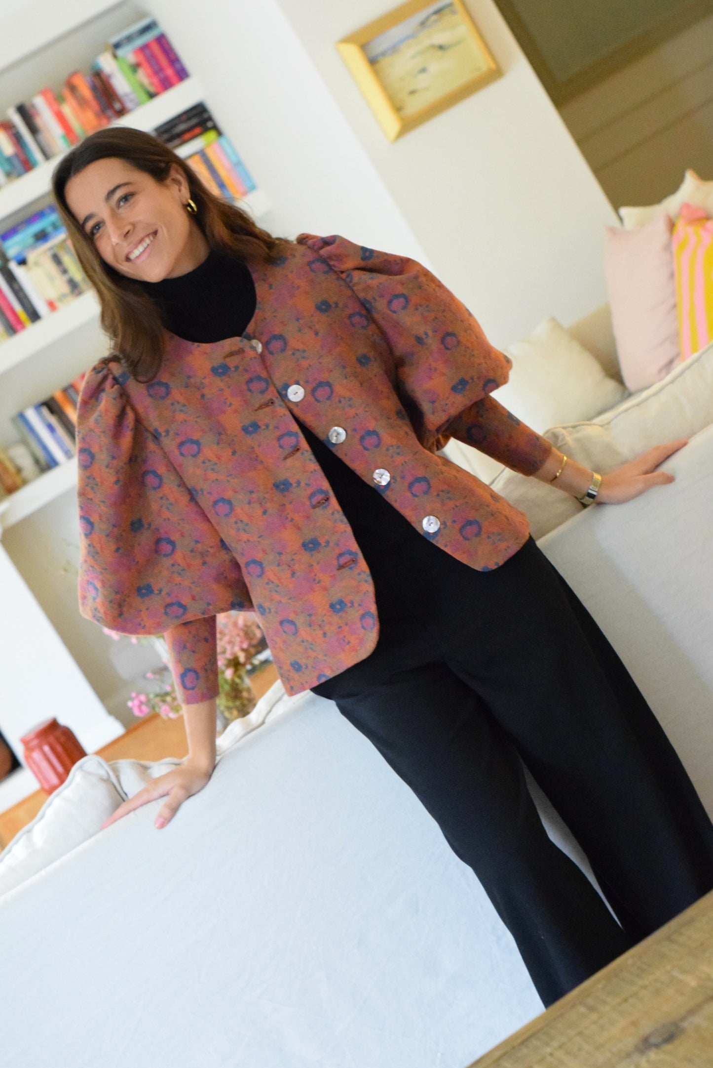 BLUSA HILDA - FLOR SALMÓN - PREORDER 26 NOVIEMBRE