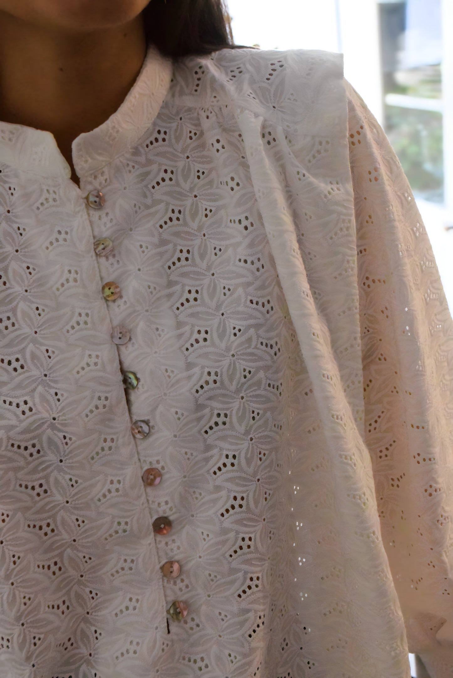 BLUSA ISABELA - BORDADA BLANCA
