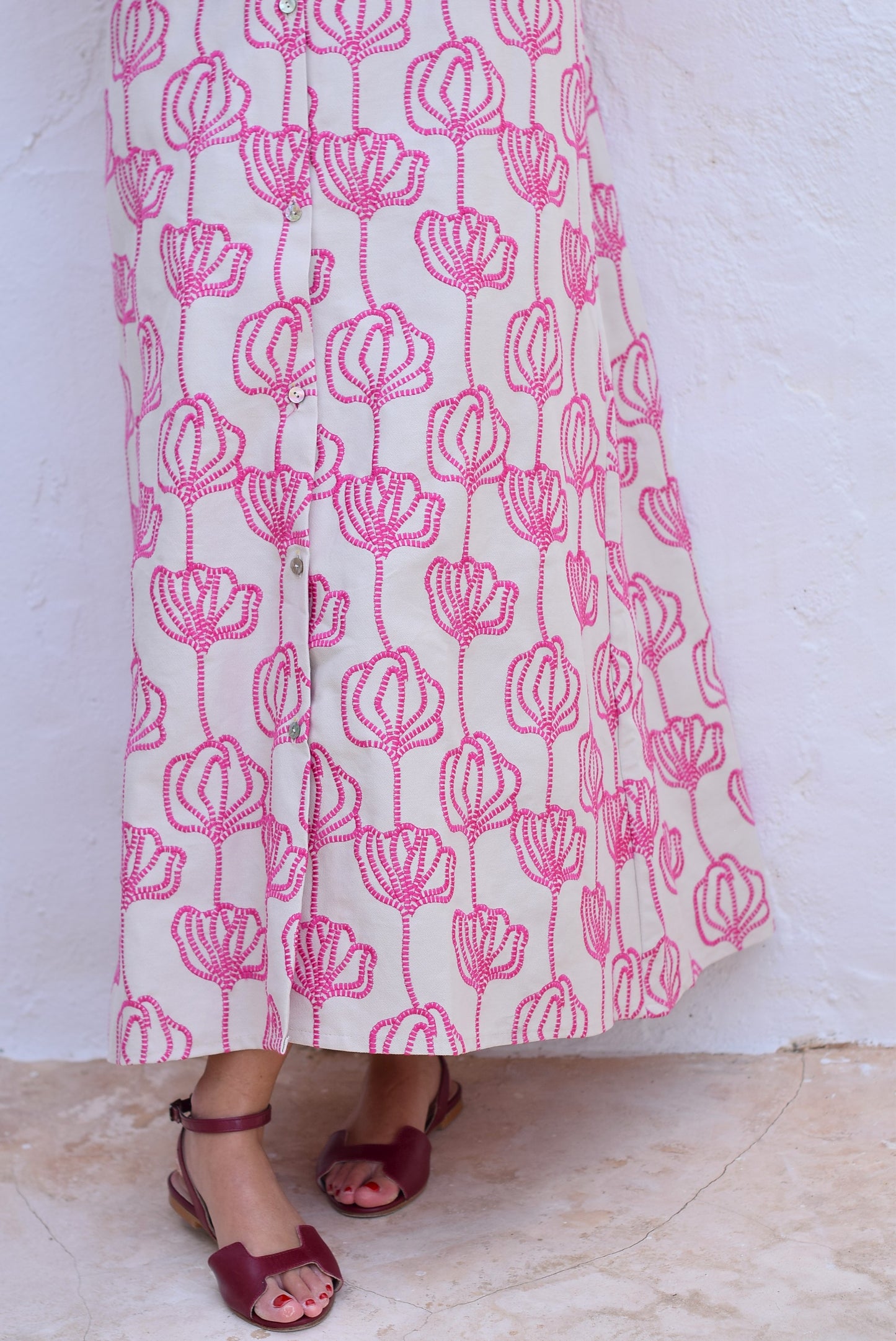 VESTIDO EUGENIA - BORDADO ROSA - PREORDER 27 ABRIL