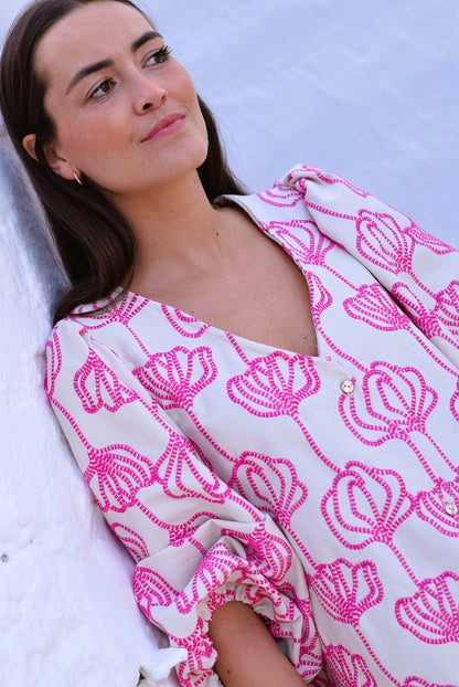 VESTIDO EUGENIA - BORDADO ROSA - PREORDER 27 ABRIL