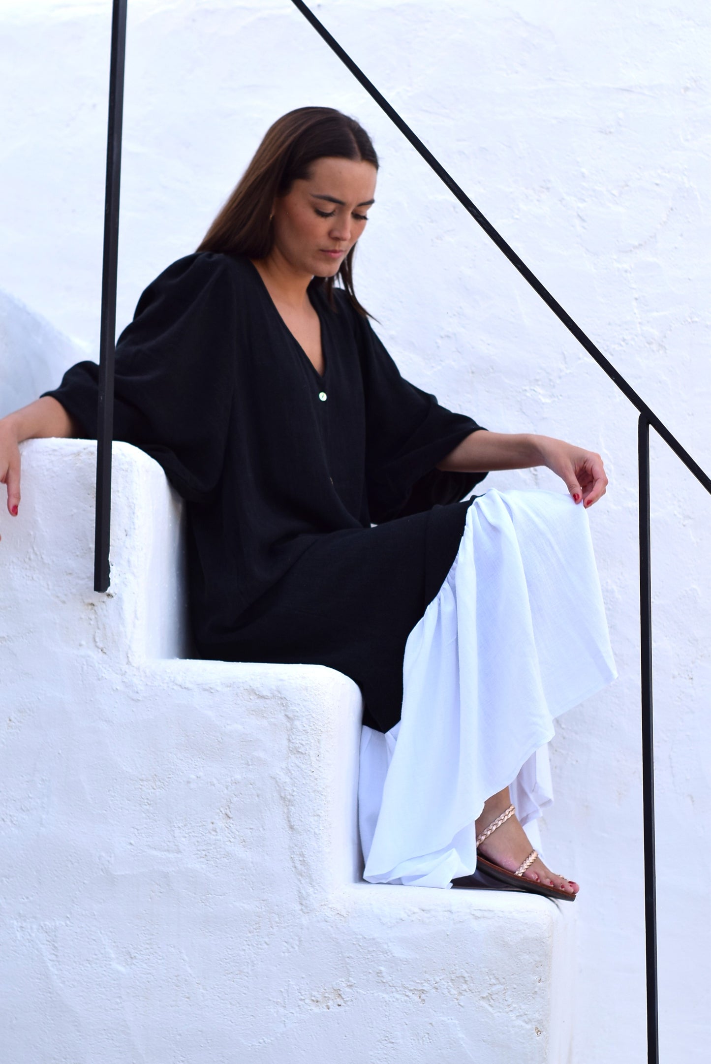 VESTIDO EUGENIA - NEGRO Y BLANCO - PREORDER 22 DE MAYO