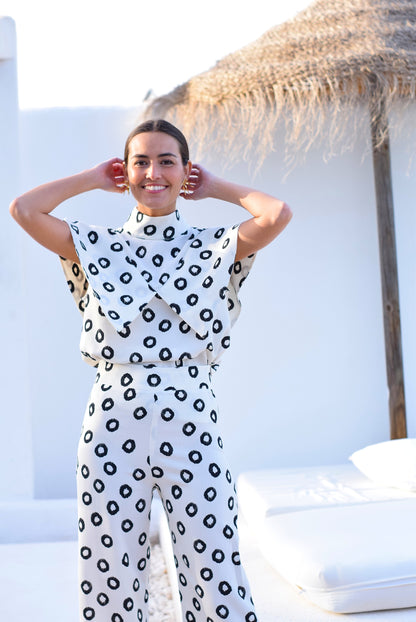 BLUSA FLAVIA - LUNARES NEGROS -