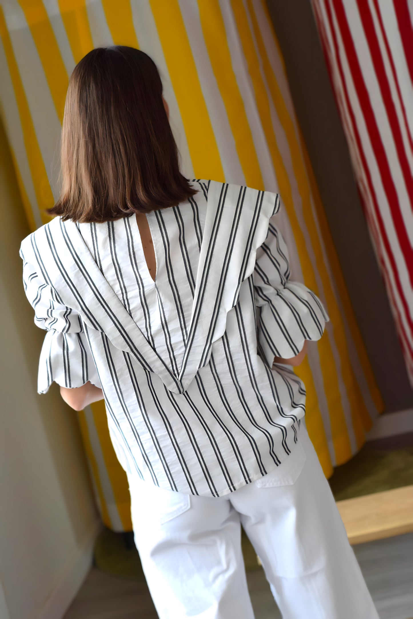 BLUSA LOLA - RAYAS NEGRAS -