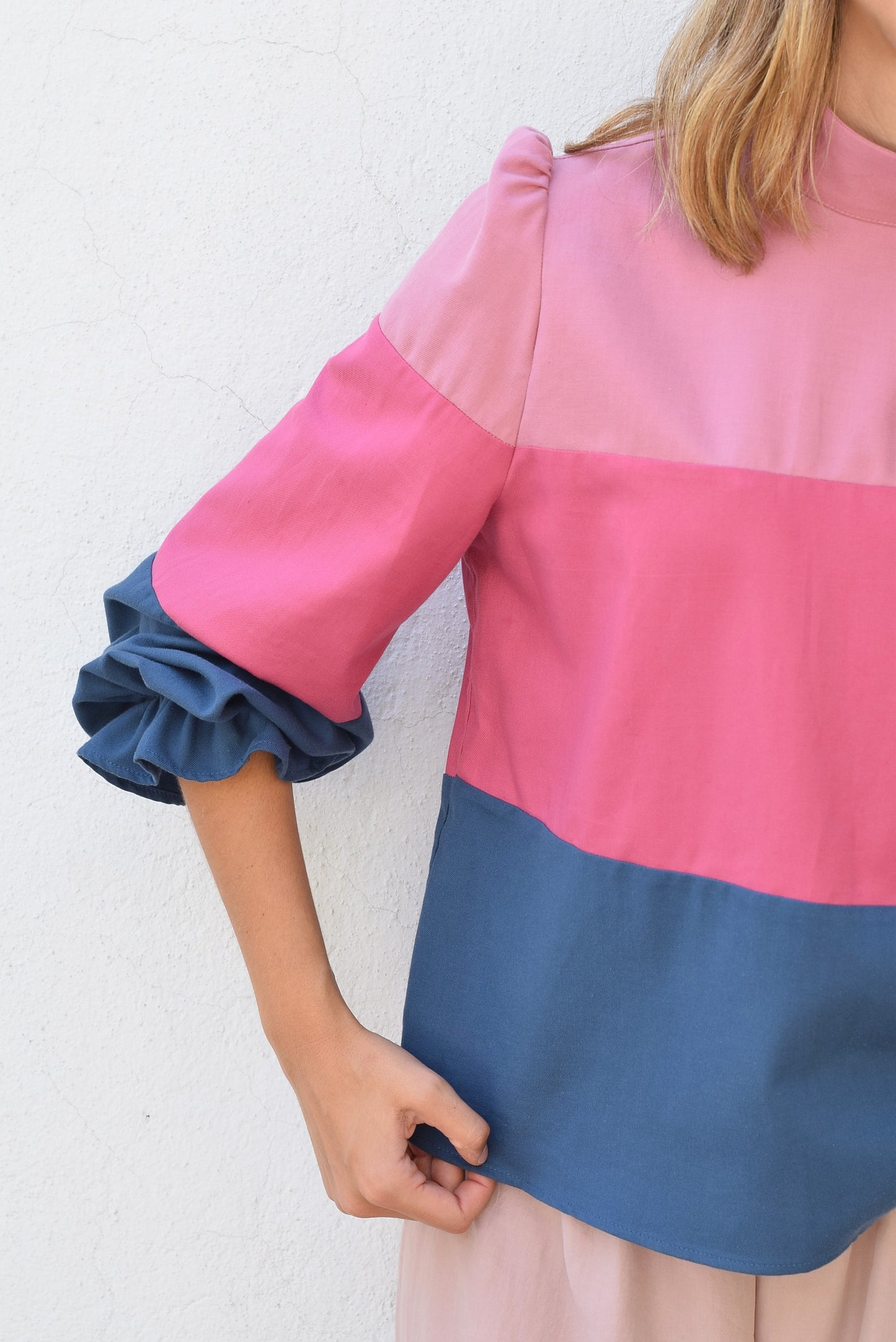 BLUSA TRIANA - ROSA, ROSA Y AZUL -