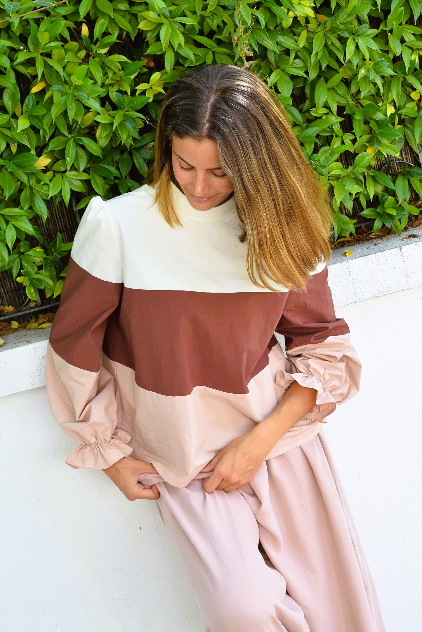 BLUSA TRIANA - CRUDO, MARRÓN Y ROSA -