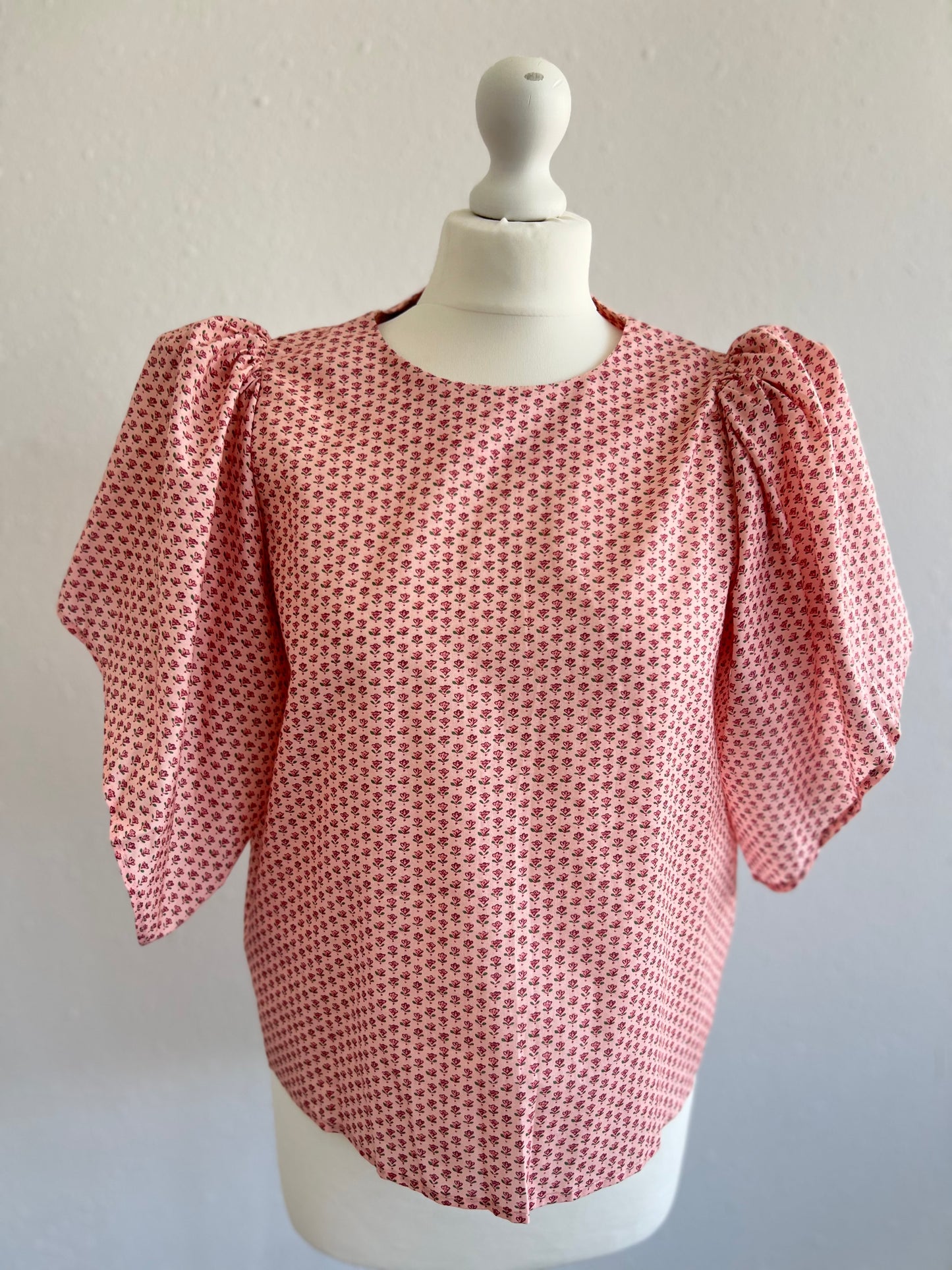 BLUSA FILIPA -  FLORECITAS