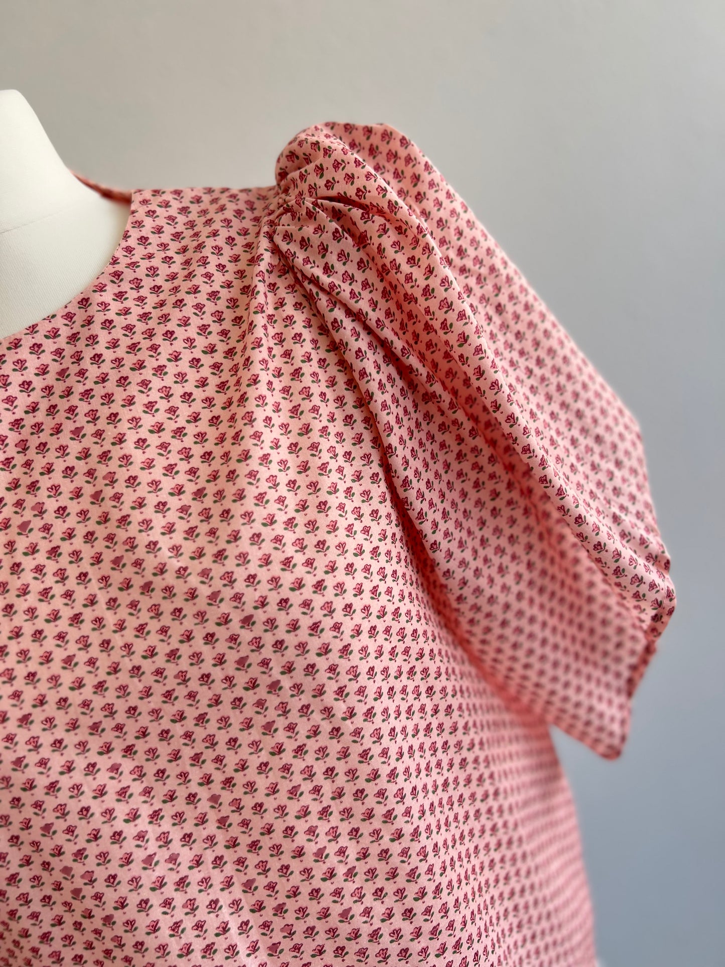 BLUSA FILIPA -  FLORECITAS
