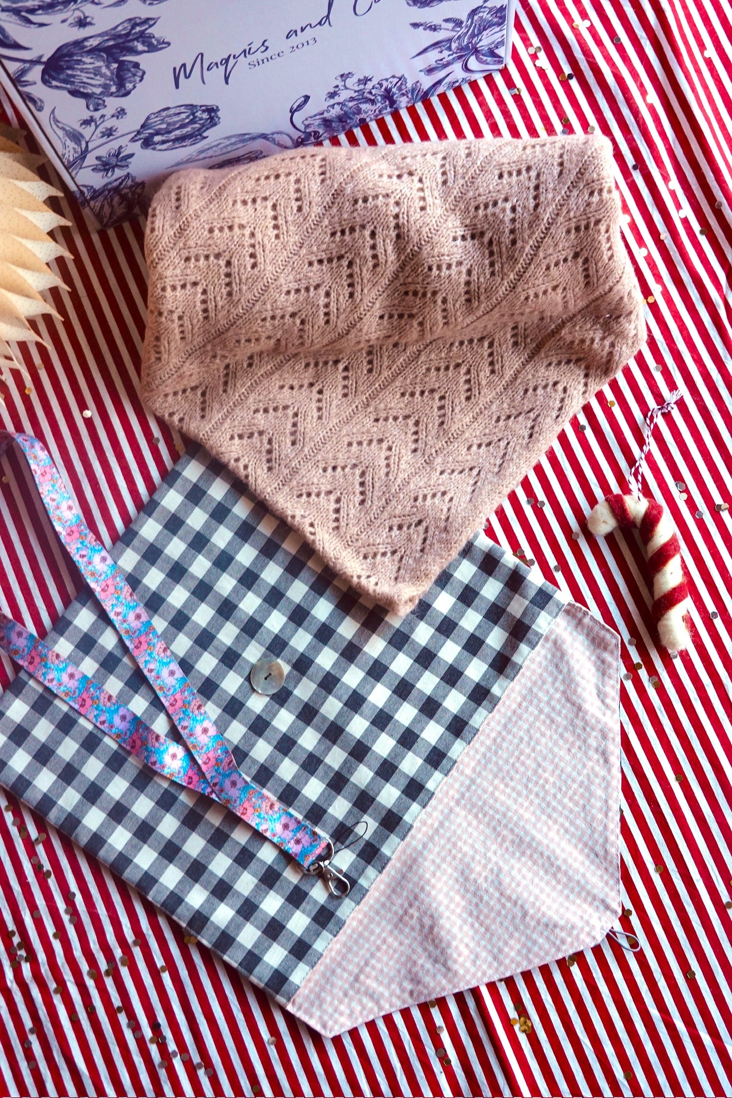 BANDANA CON BOLSA PERSONALIZABLE - ROSA