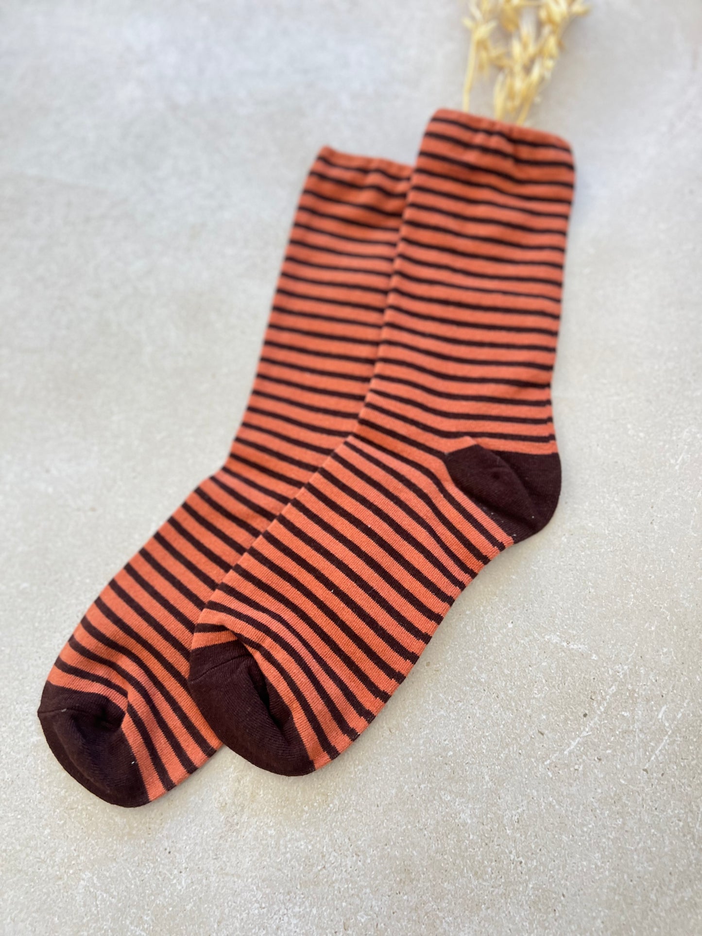FLOWER SOCKS - AUBERGINES
