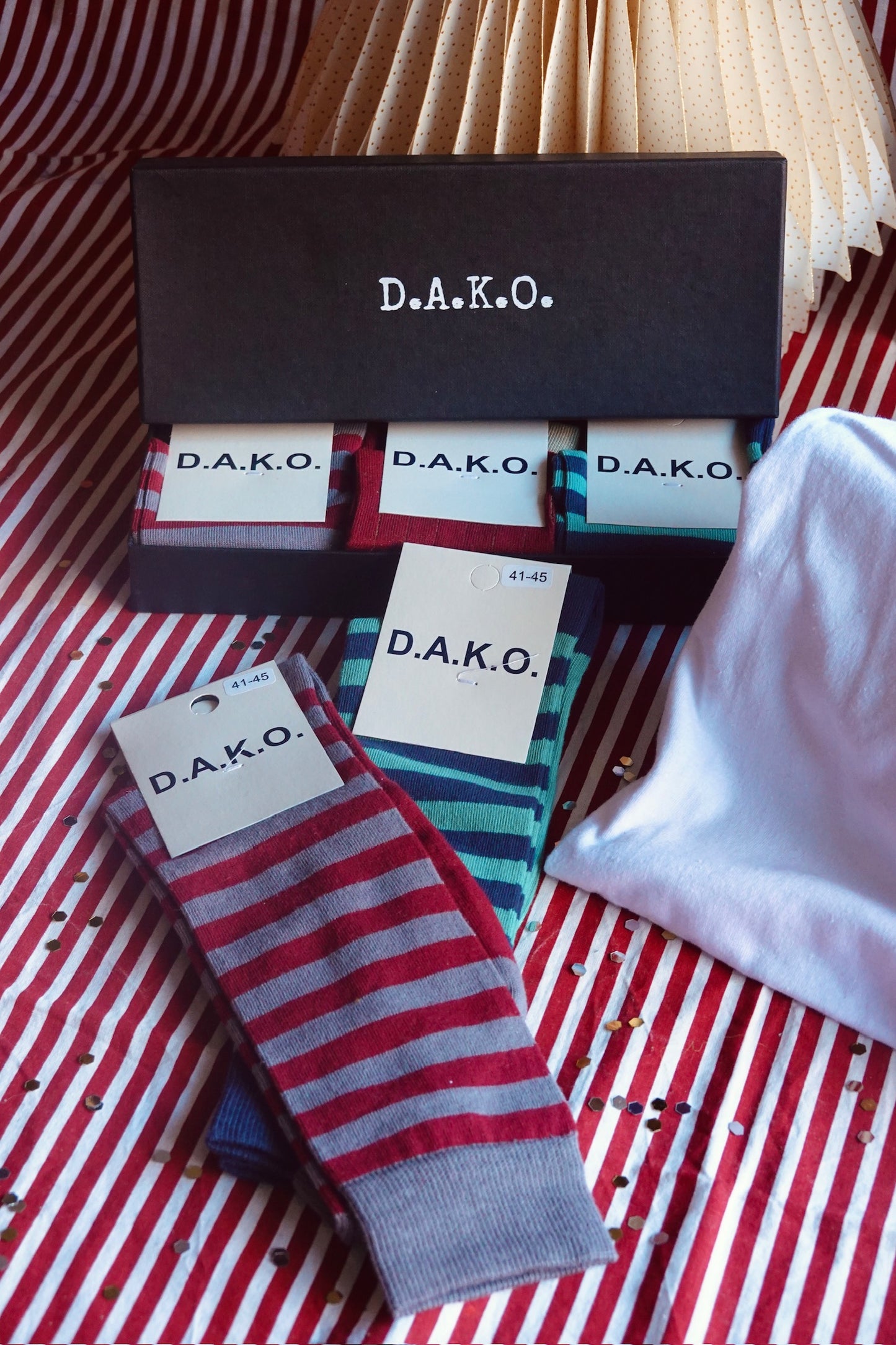 PACK FATHER - SUDADERA, CALCETINES Y GORRA