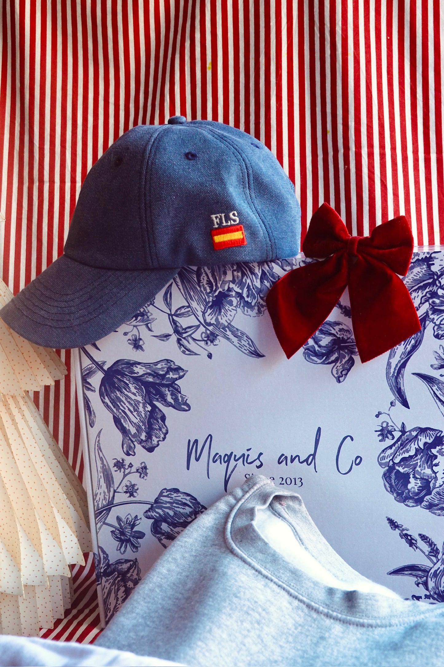 PACK FATHER - SUDADERA, CALCETINES Y GORRA