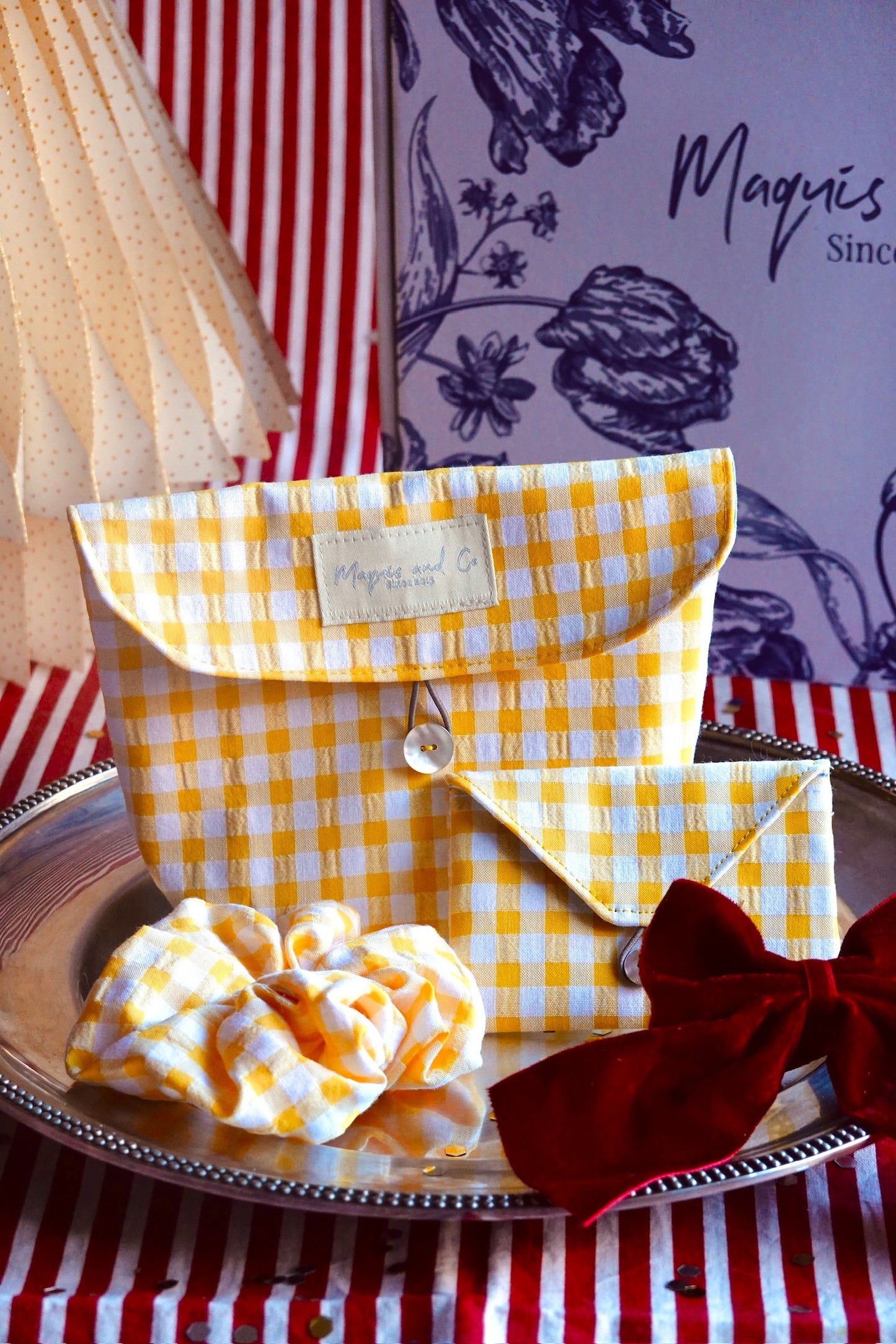 SET BOLSITA CON ACCESORIOS - VICHY AMARILLO