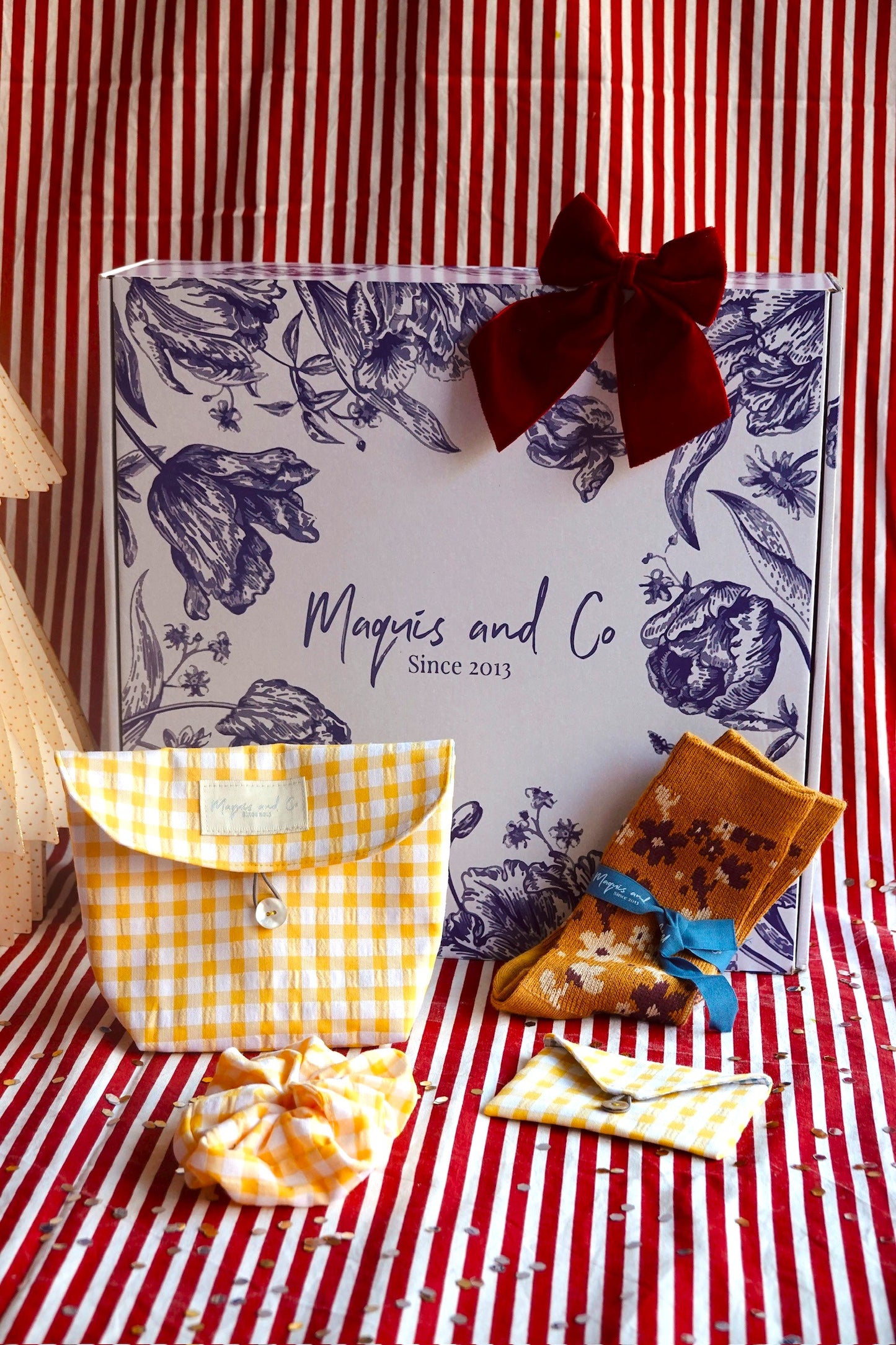 SET BOLSITA CON ACCESORIOS - VICHY AMARILLO