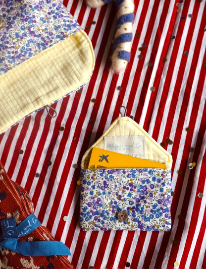 SET BOLSITA CON ACCESORIOS - LIBERTY AZUL