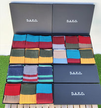 Cargar imagen en el visor de la galería, CAJA REGALO 6 CALCETINES
