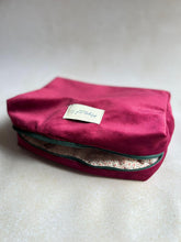 Load image into Gallery viewer, ANA BAG - VELVET CHERRY -
