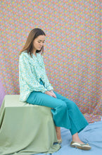 Load image into Gallery viewer, SUN PANTS - GREEN LINEN
