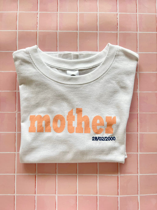 camiseta bordada mother